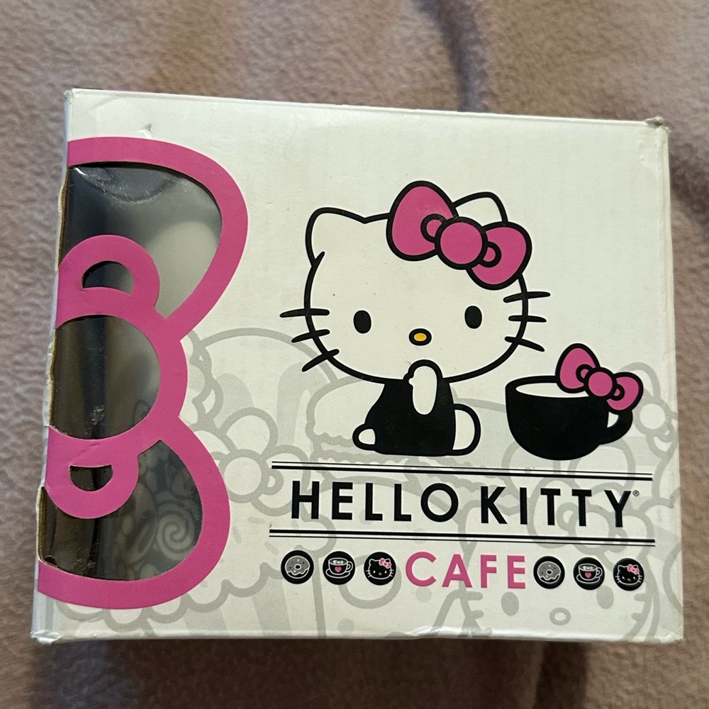 New official Hello Kitty Cafe Mug with Pink Handle and Gray Design - Picture 13 of 16